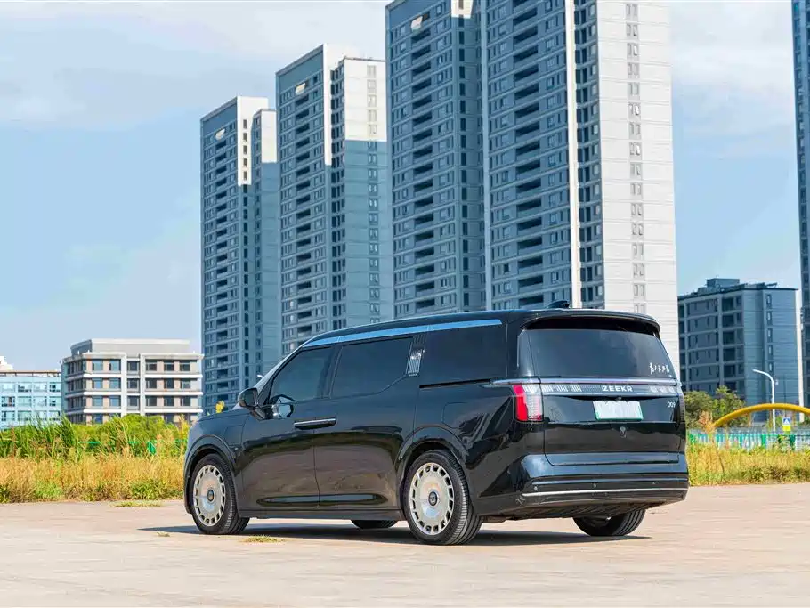 ZEEKR EXTREME KRYPTON 009