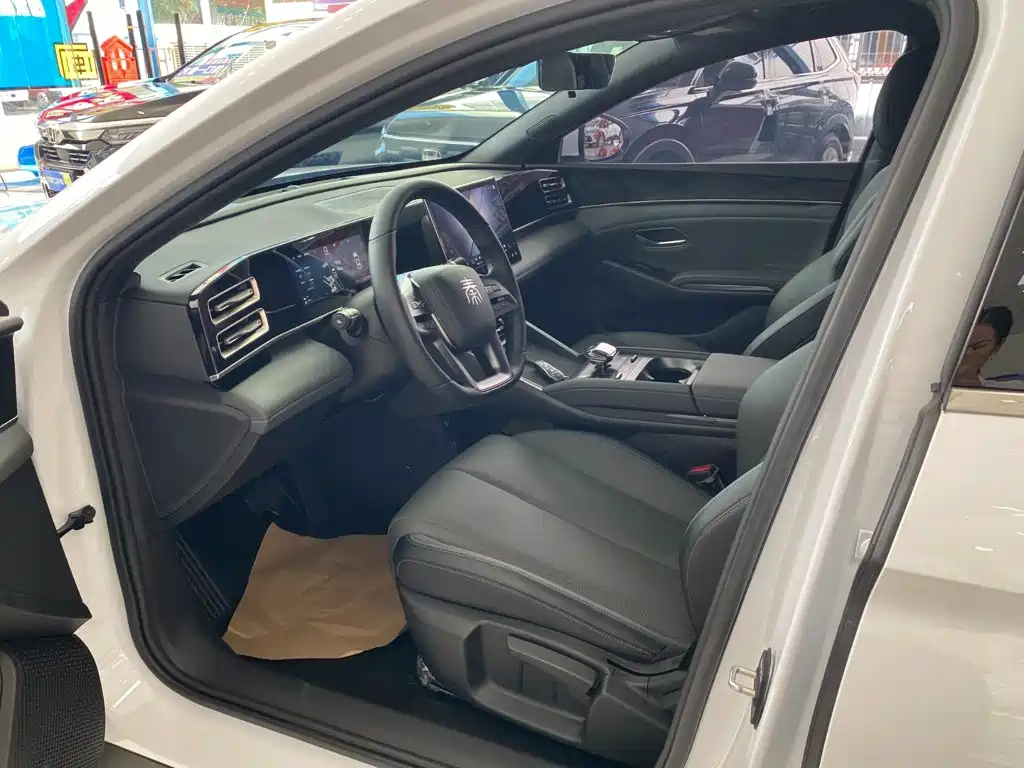 BYD Qin L — миниатюра 7