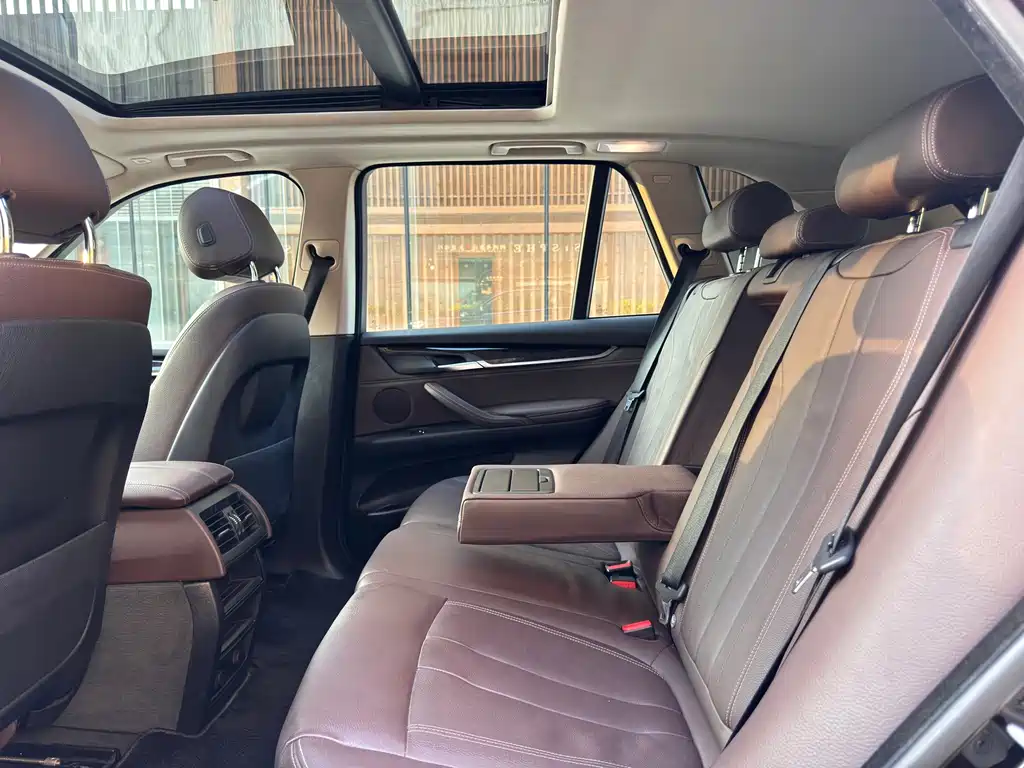 BMW X5 (Import) — миниатюра 20