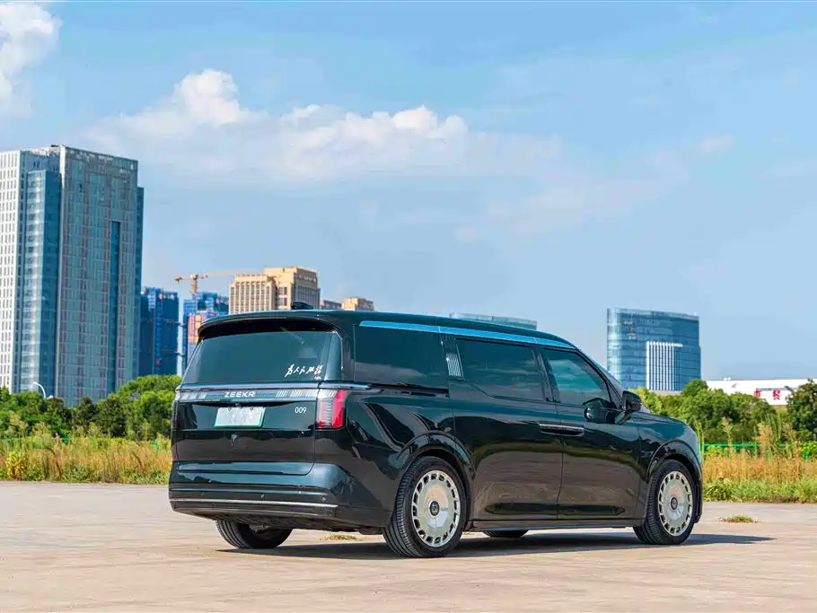 ZEEKR EXTREME KRYPTON 009