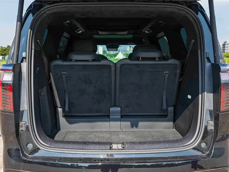 ZEEKR EXTREME KRYPTON 009