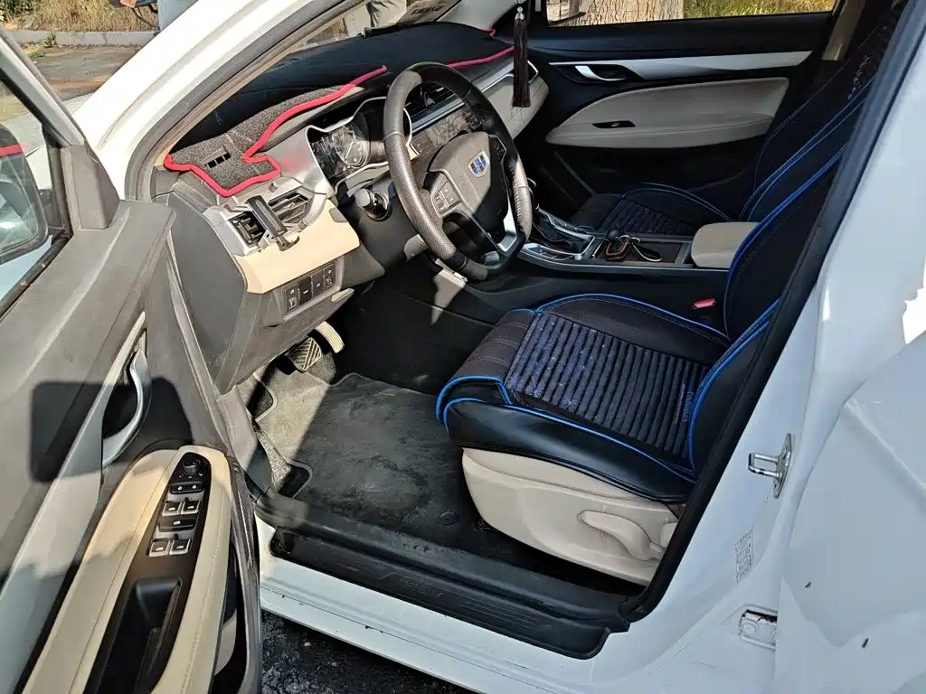 Geely Emgrand — миниатюра 17