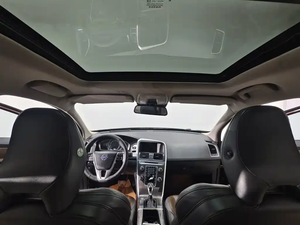 Volvo XC60 (Import) — миниатюра 10
