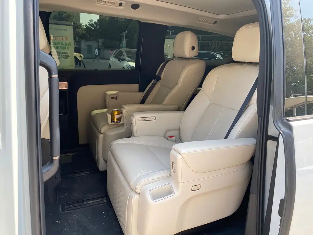 Li Auto Li MEGA — миниатюра 5