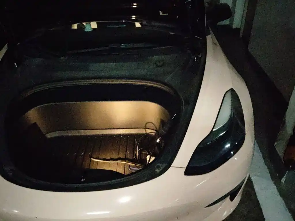 Tesla Model 3 — миниатюра 22