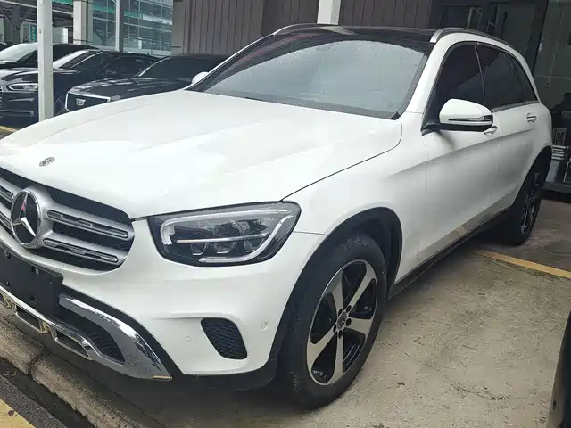 MERCEDES-BENZ  GLC 2022