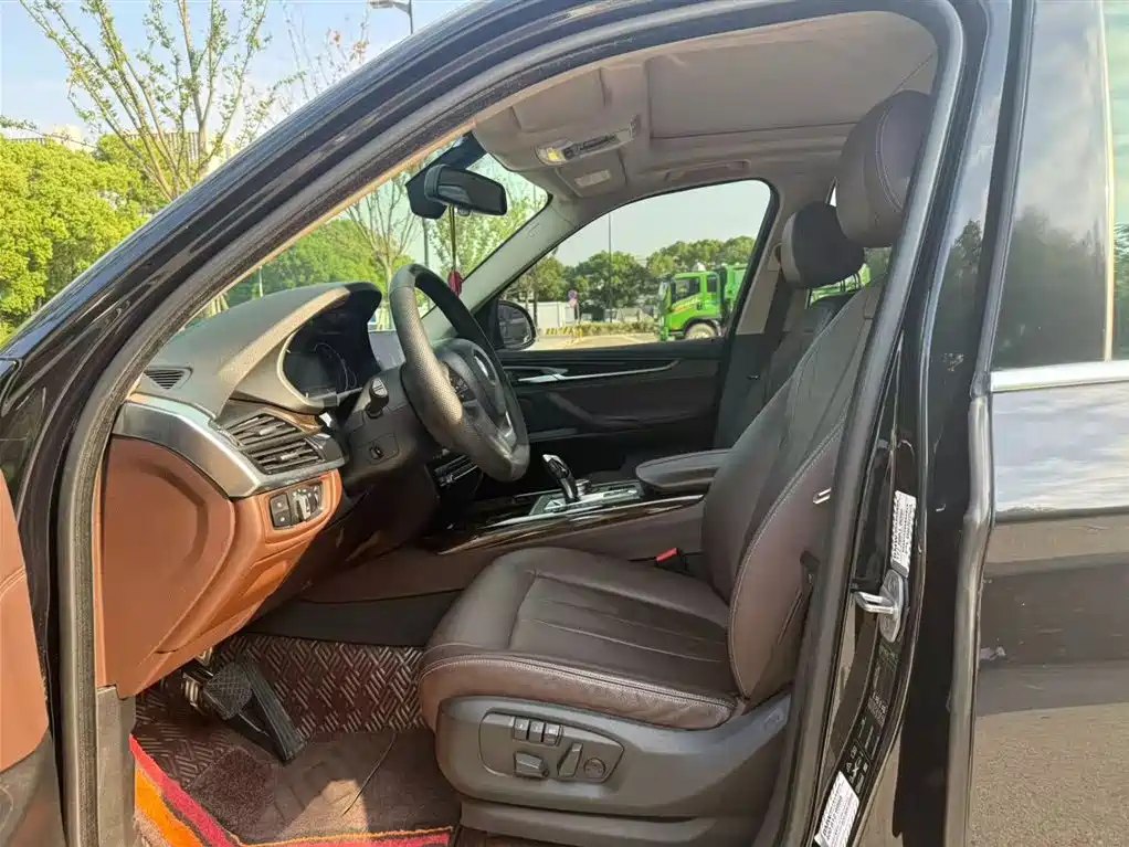 BMW X5 2017 xDrive28i