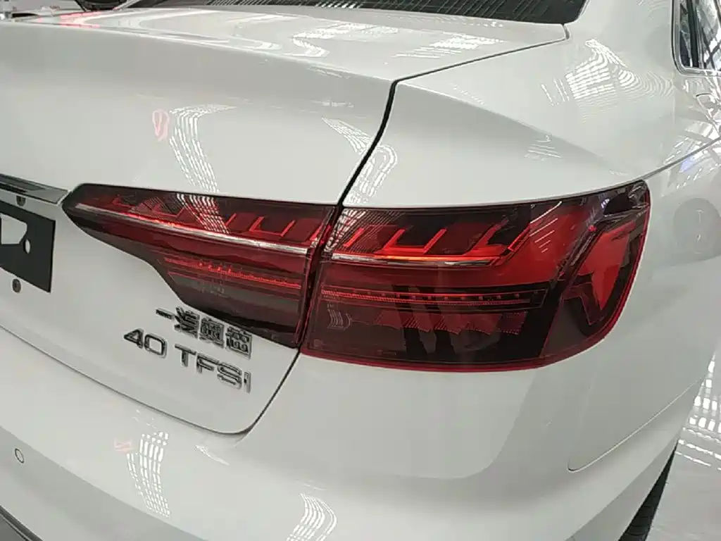 Audi A4L — миниатюра 8