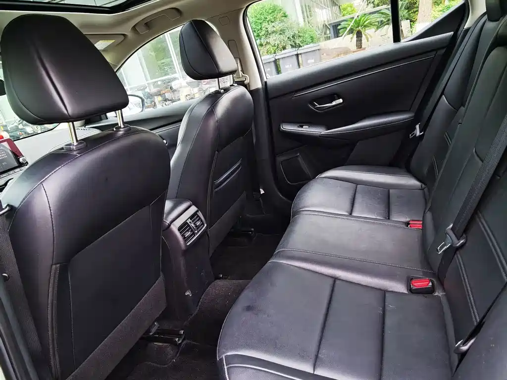 Nissan Sylphy — миниатюра 10