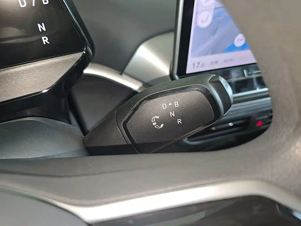 Volkswagen ID.4 Crozz — миниатюра 14