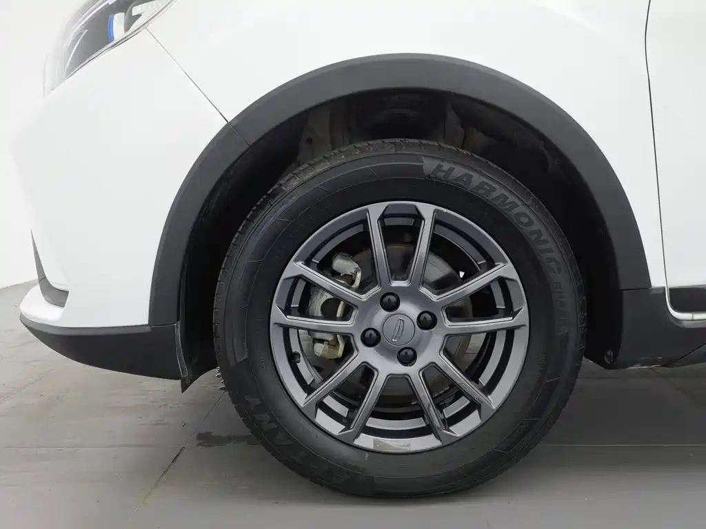 Geely Vision X3 — миниатюра 17