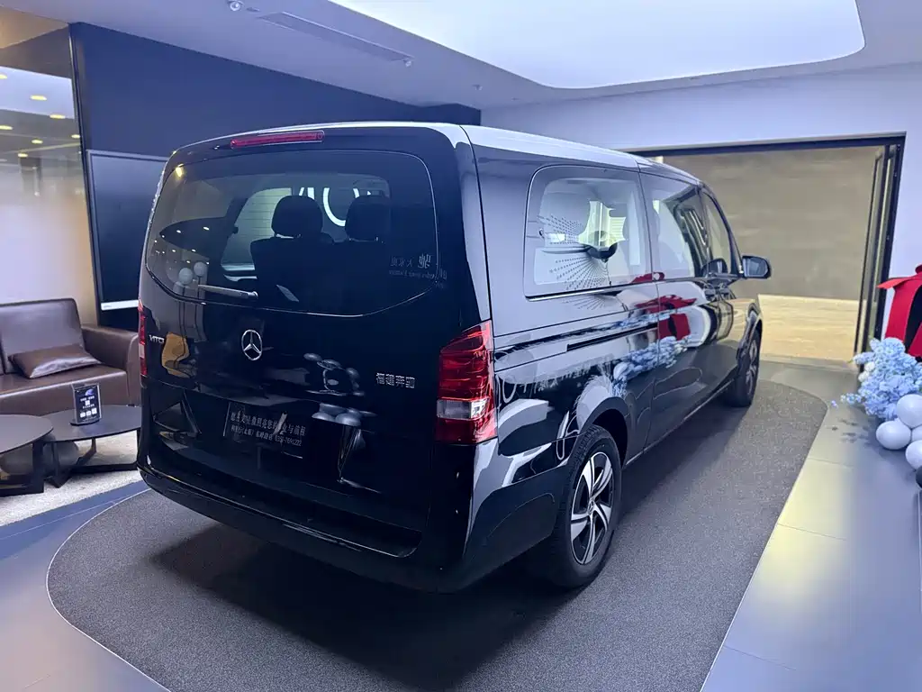 Mercedes-Benz Vito — миниатюра 10