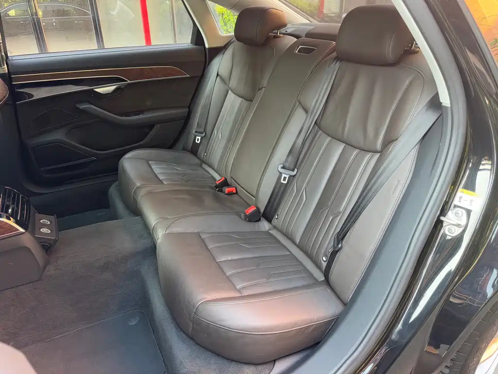 Audi A8 2018 A8L 55 TFSI quattro Premium