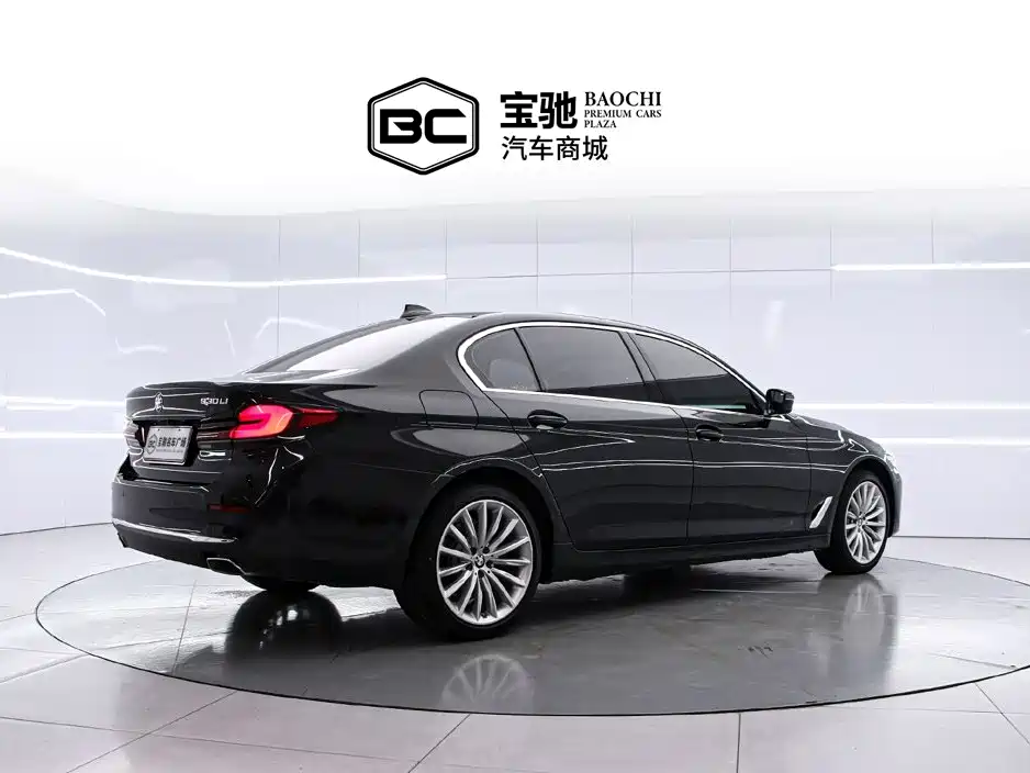 BMW 5 Series — миниатюра 3