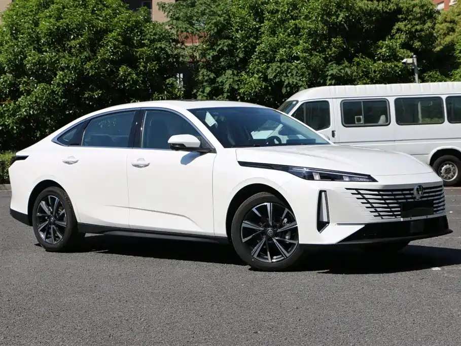 Changan Eado 2025 1.5T 500Bar Flagship