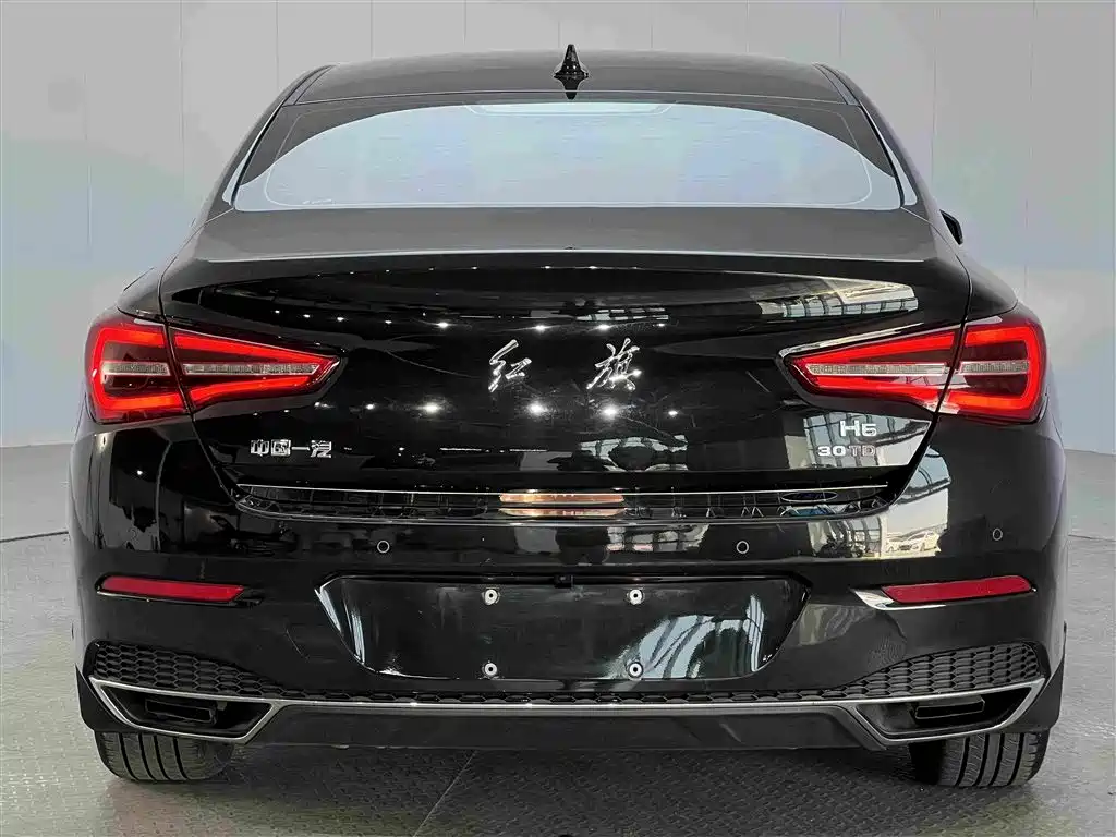 Hongqi Hongqi H5 — миниатюра 14