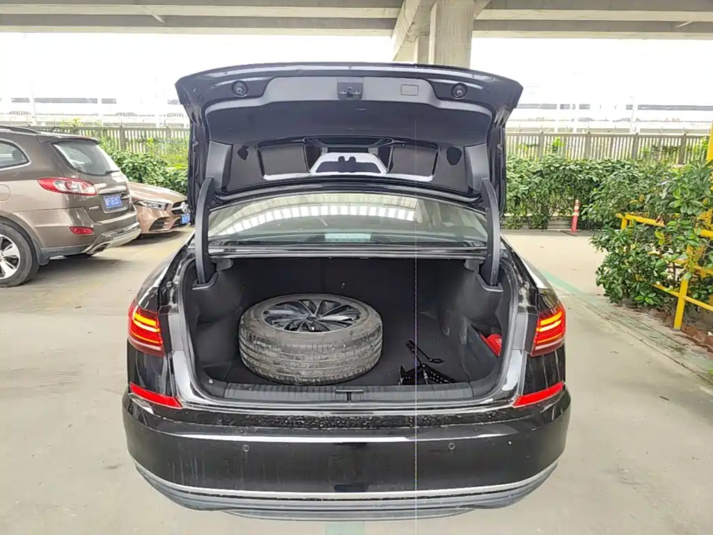 Volkswagen Passat — миниатюра 15