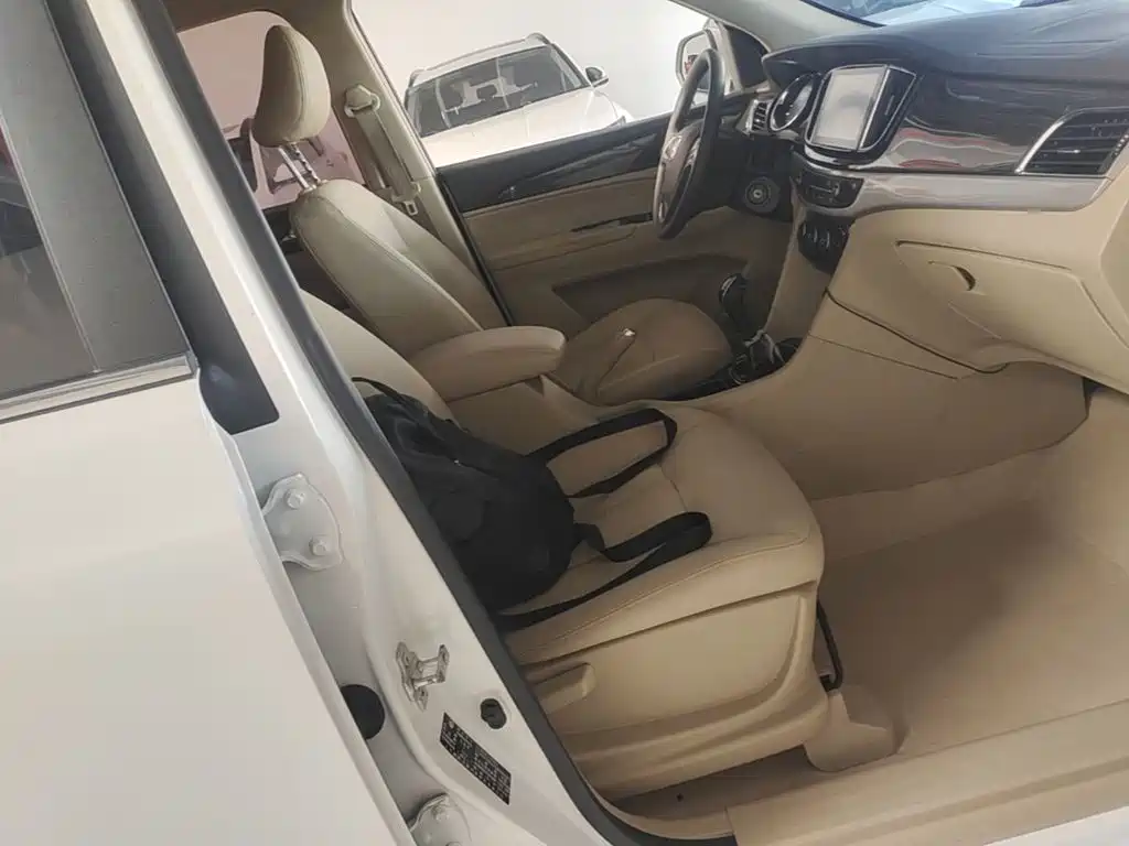 Baojun 730 — миниатюра 25