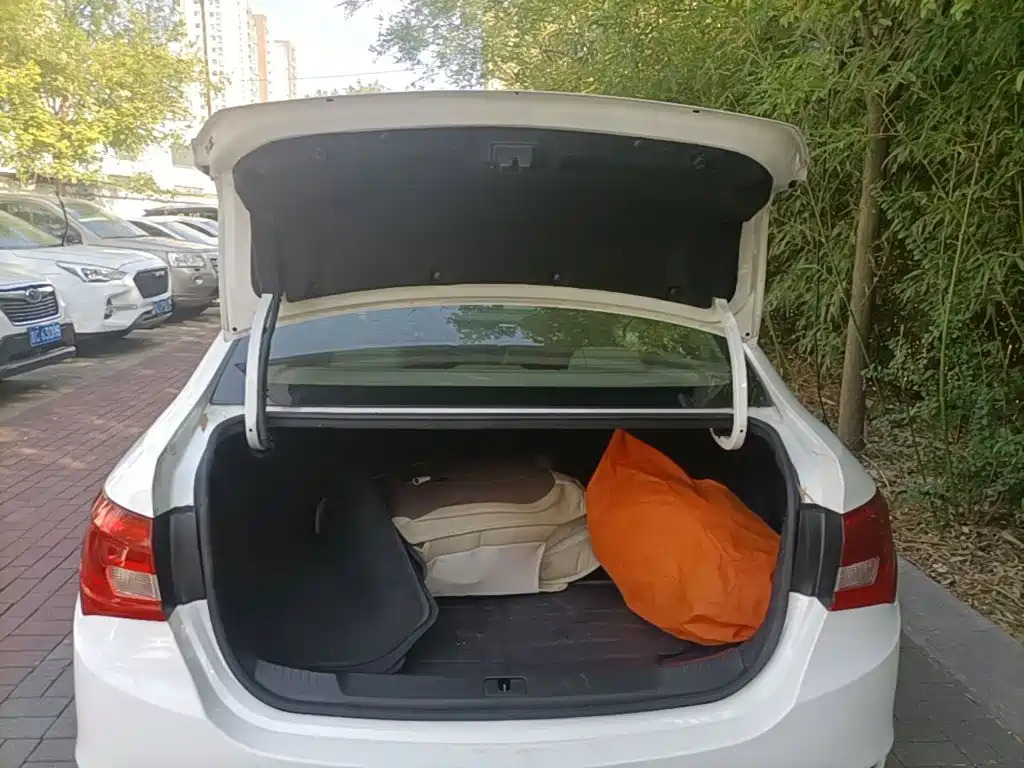 Buick Excelle — миниатюра 19