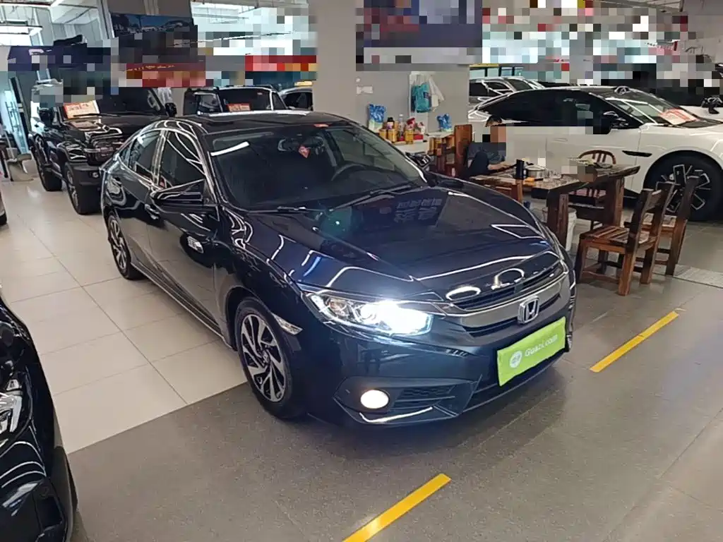 Honda Civic — миниатюра 4