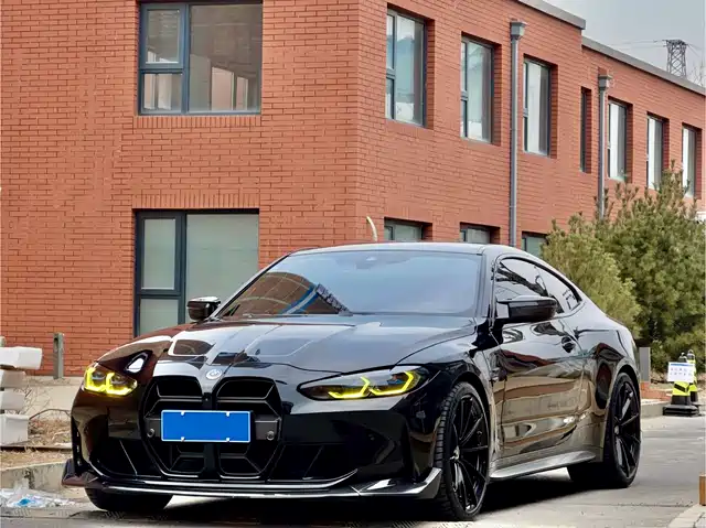 BMW M4