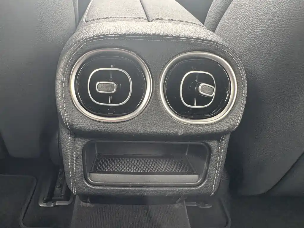 Mercedes-Benz GLC Coupe — миниатюра 15