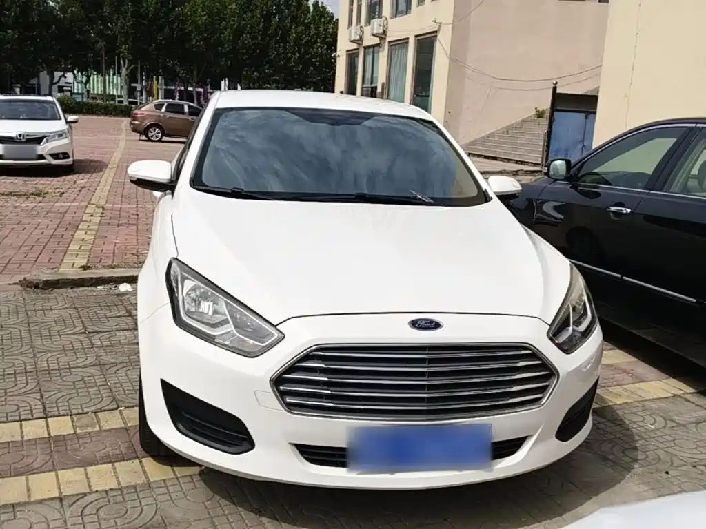 Ford Escort — миниатюра 3