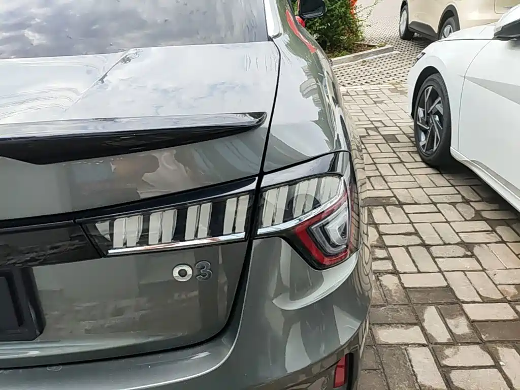 Lynk & Co 03 — миниатюра 8
