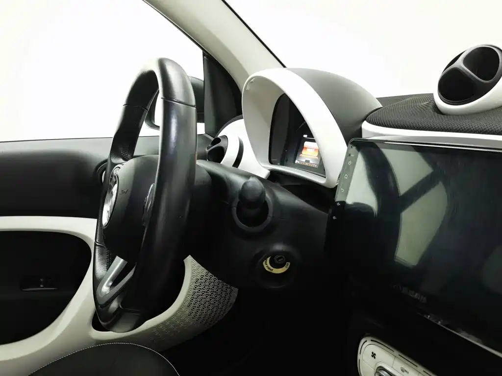 smart Smart Fortwo — миниатюра 22