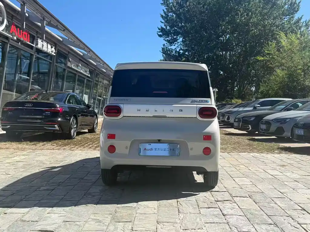 Wuling MINIEV — миниатюра 9