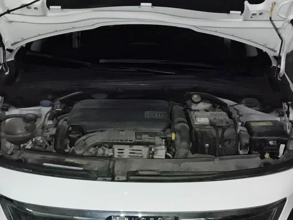 Peugeot 2008 — миниатюра 16
