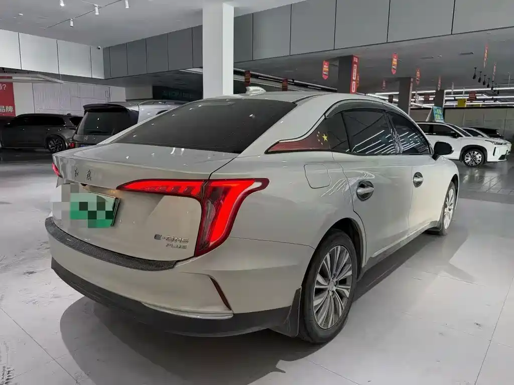 Hongqi Hongqi E-QM5 — миниатюра 11