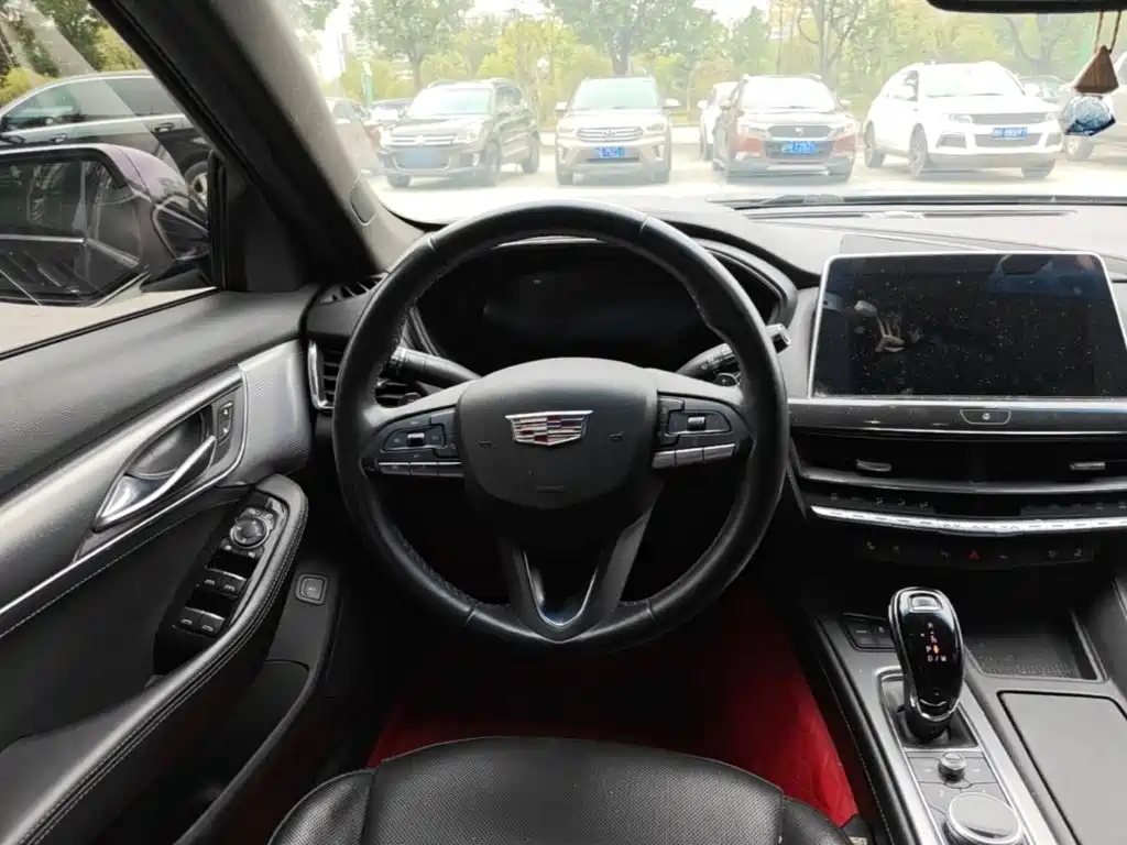 Cadillac CT5 — миниатюра 11