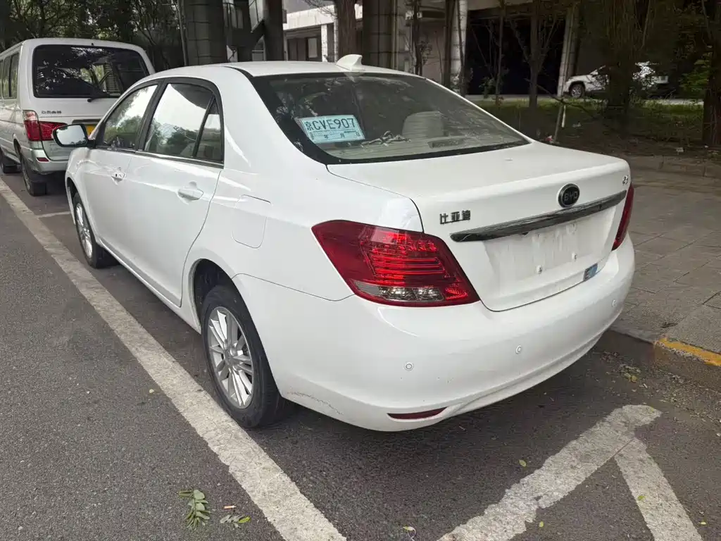BYD E5 2018 450 Premium