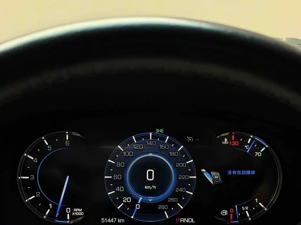 Cadillac Escalade — миниатюра 8