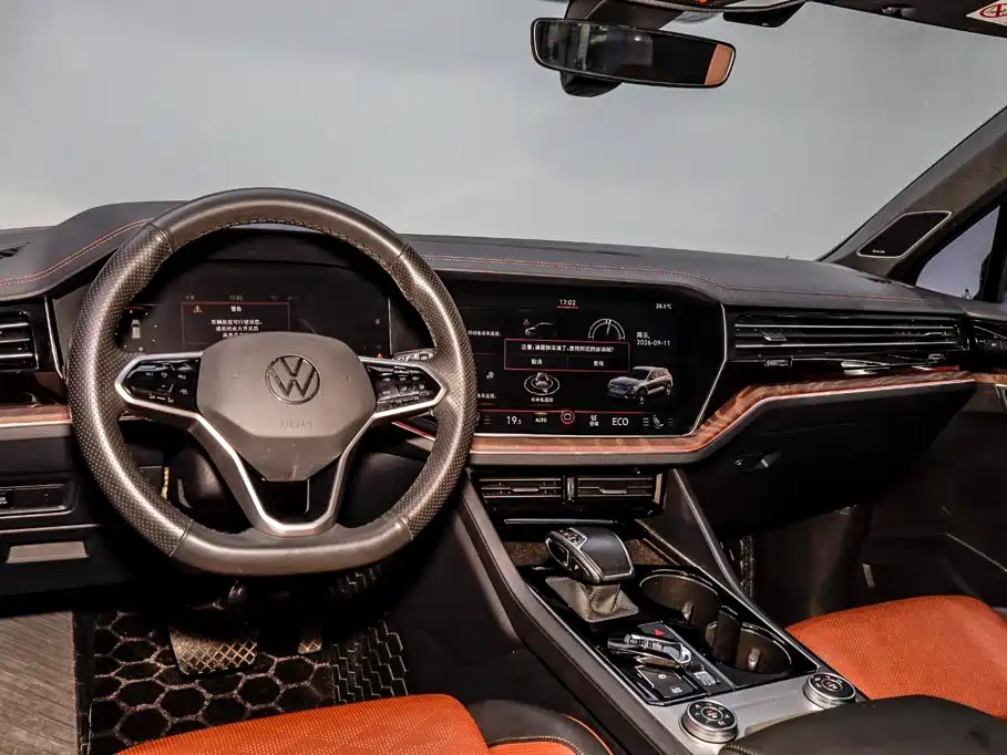 Volkswagen Touareg — миниатюра 25