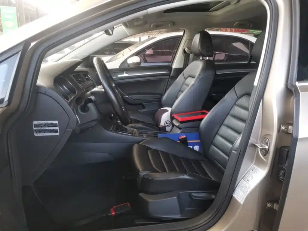 Volkswagen Golf — миниатюра 15