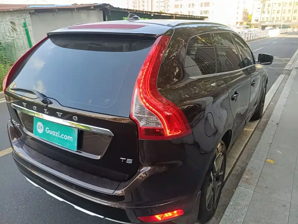 Volvo XC60 — миниатюра 7