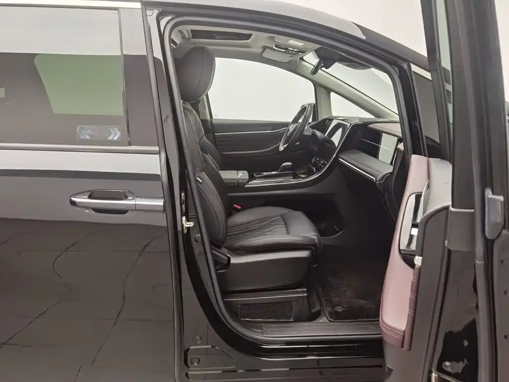 GAC Motor Trumpchi M8 — миниатюра 23