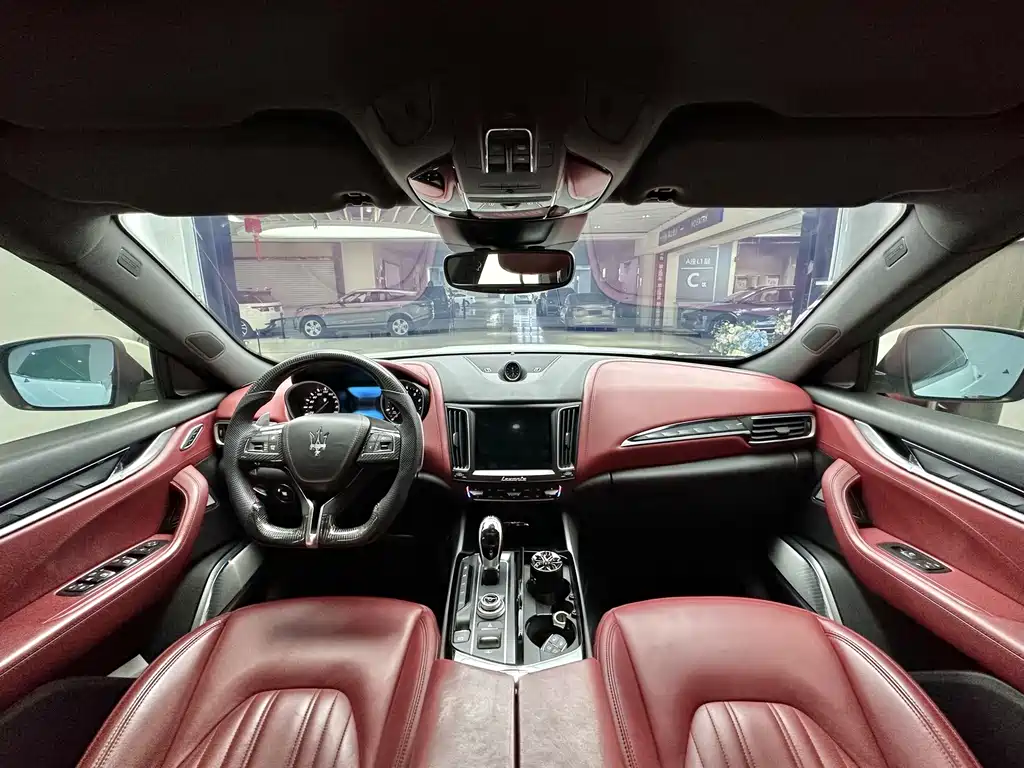 Maserati Levante — миниатюра 9