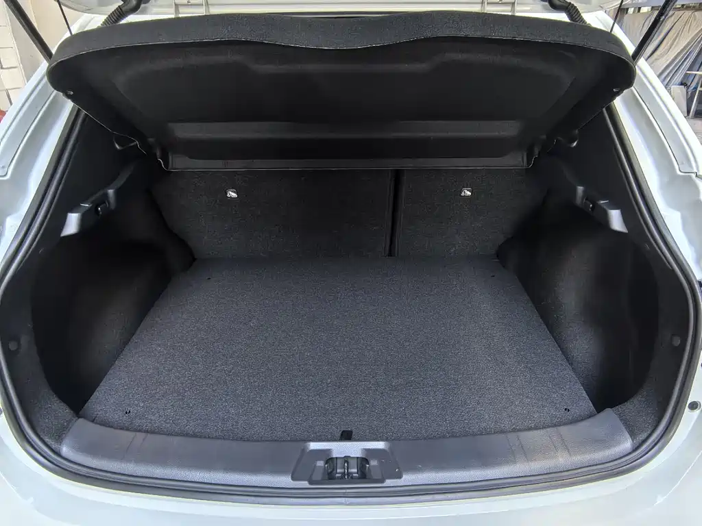 Nissan Qashqai — миниатюра 22