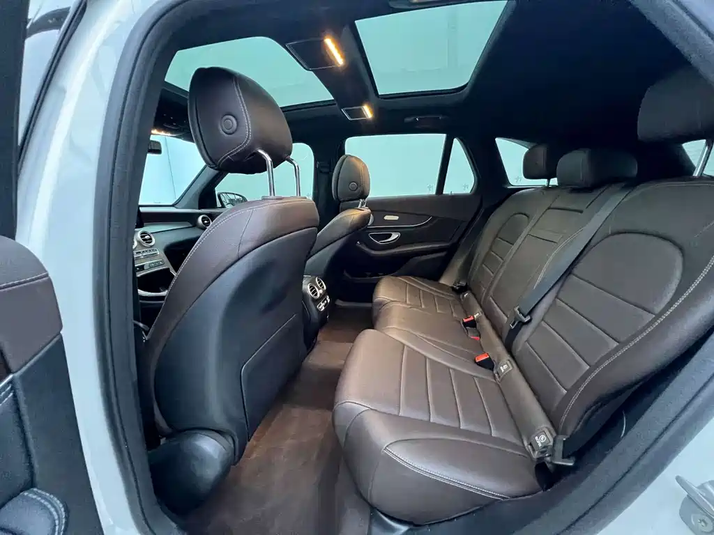 Mercedes-Benz GLC — миниатюра 9