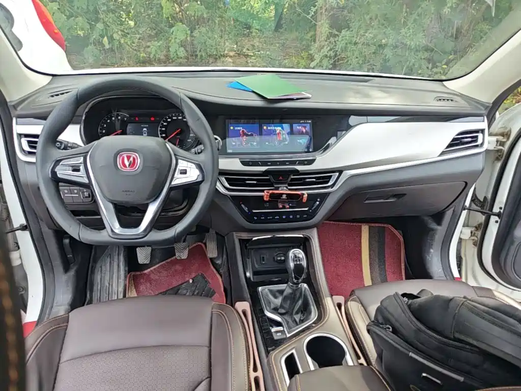 Changan CS35PLUS — миниатюра 10