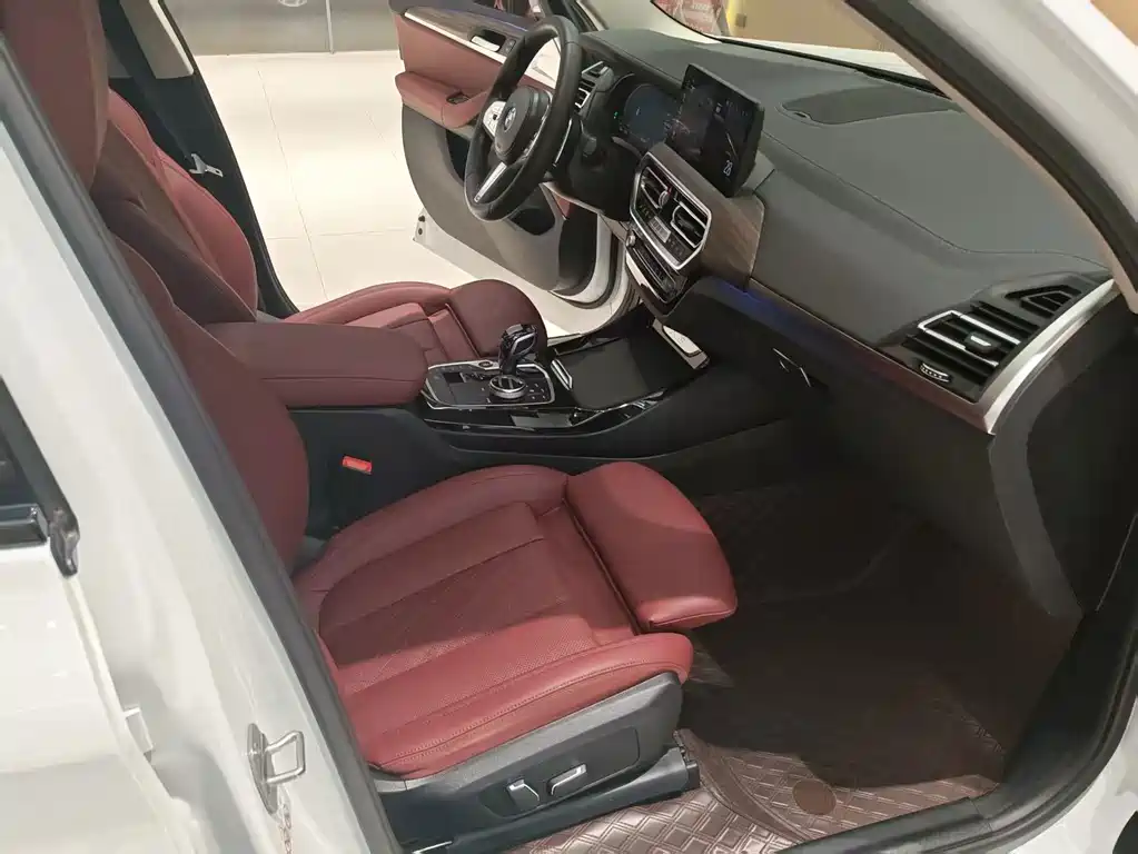 BMW X3 — миниатюра 13