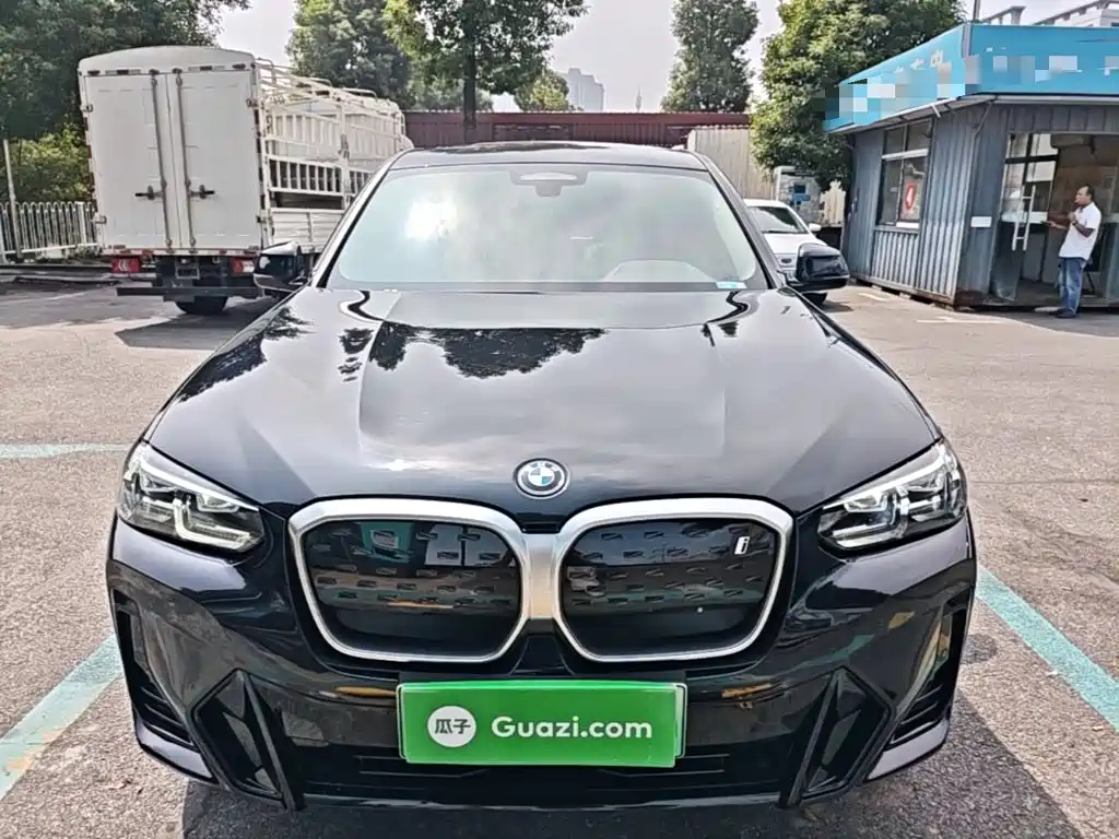 BMW iX3 — миниатюра 3