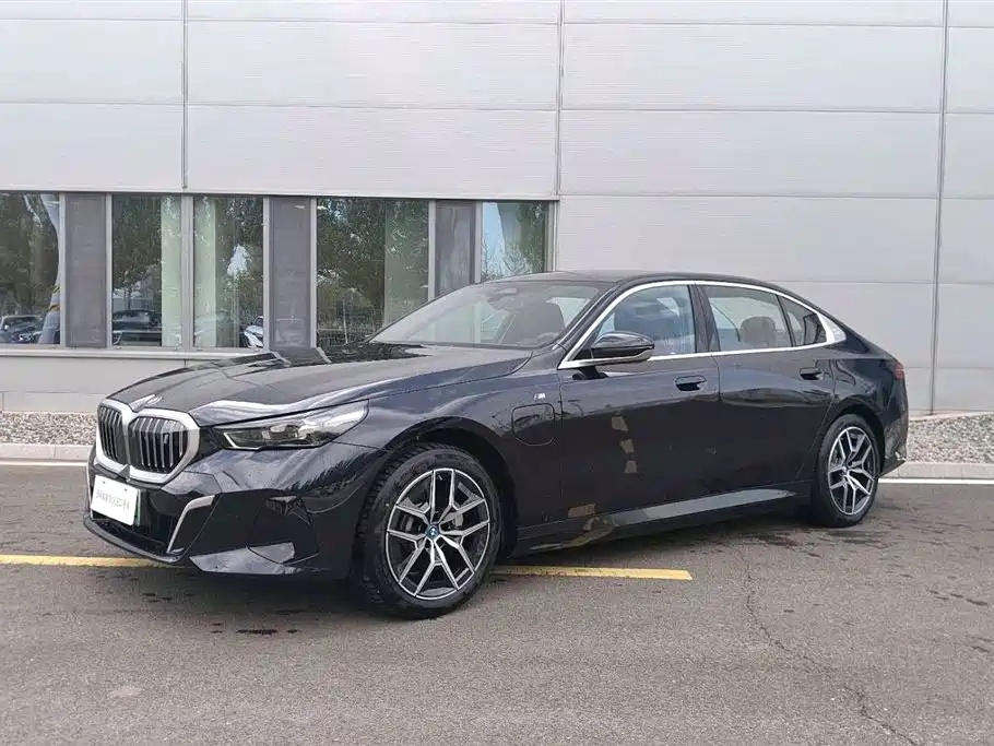 BMW i5 2025 eDrive 35L M Sport Package