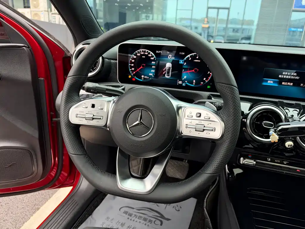 Mercedes-Benz A-Class — миниатюра 13