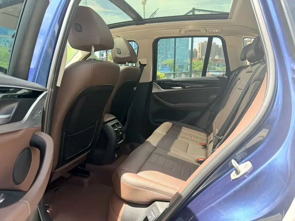 BMW X3 — миниатюра 5