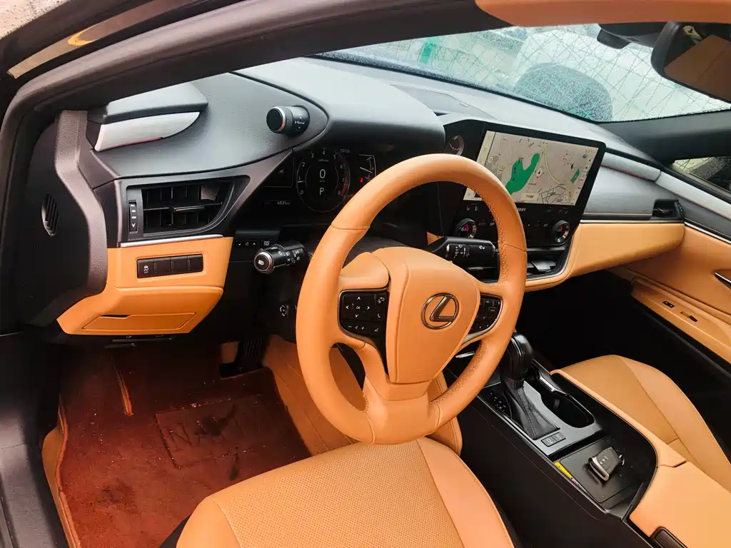 Lexus ES — миниатюра 12
