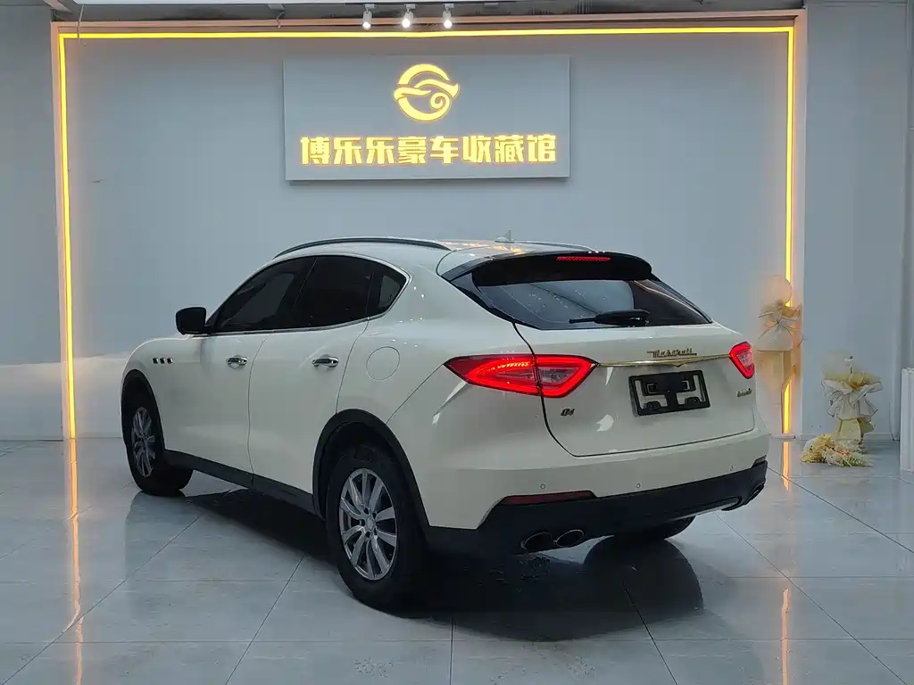 Maserati Levante 3.0T Classic Edition, фото 18